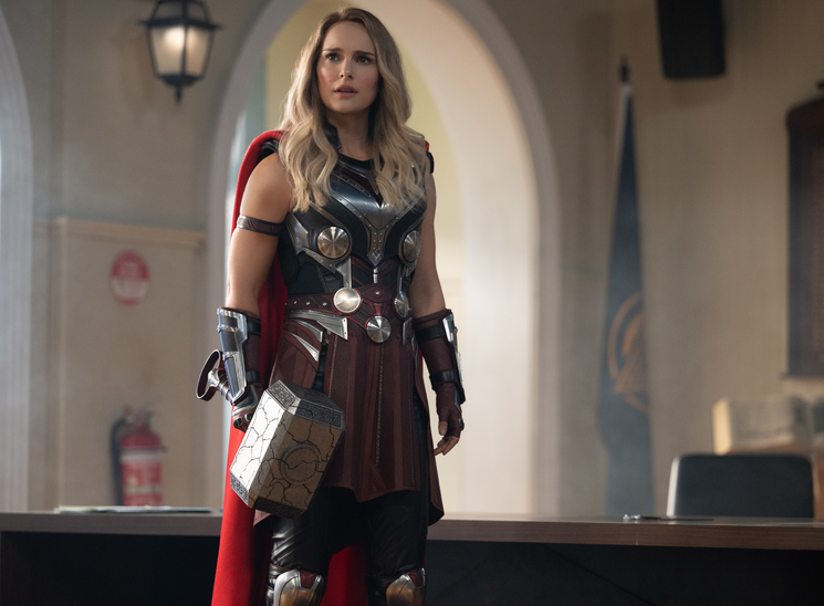 Thor: ator parou de comer carne antes de gravar beijo com Natalie Portman;  atriz é vegana