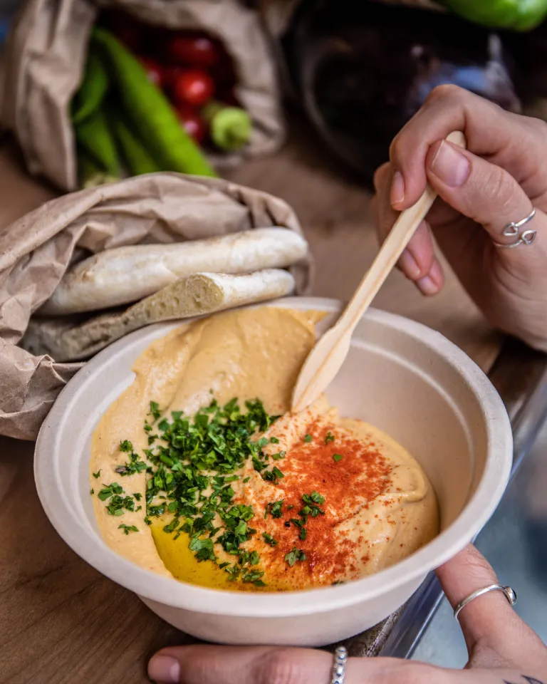 Novidade no Rio, Balcão leva comida de rua israelense a Copacabana