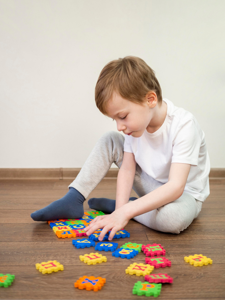 Dia Mundial do Orgulho Autista: conheça os diferentes sinais da condição