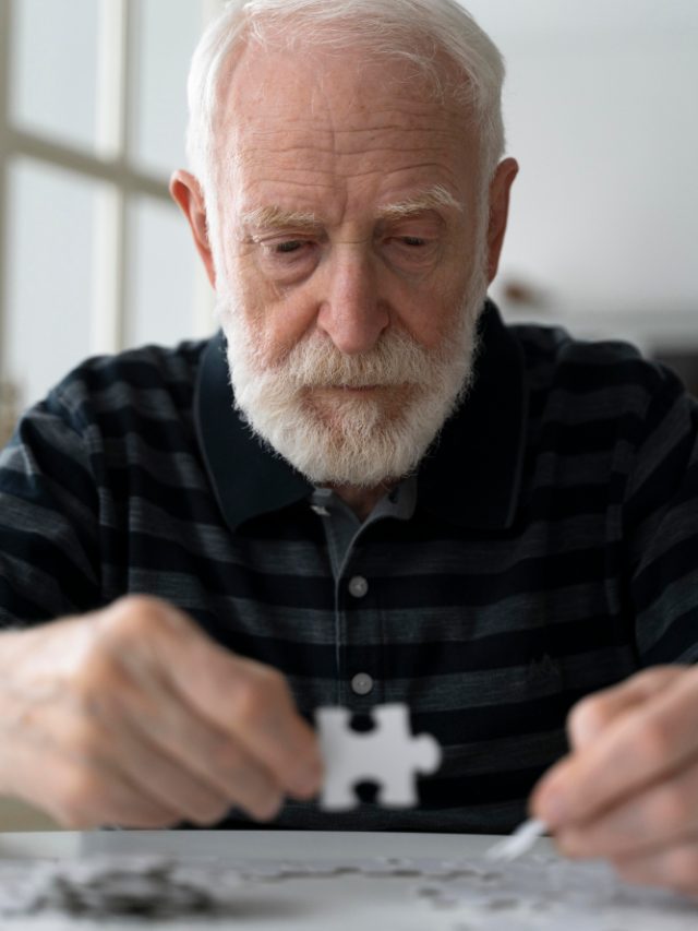 Jogos e quebra-cabeças podem diminuir risco de demência, diz estudo - SBT  News