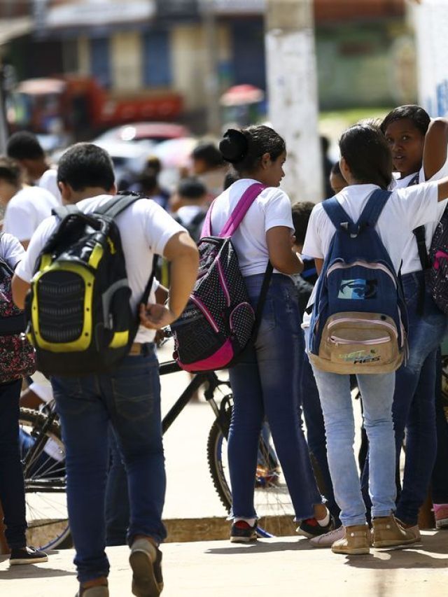 Educação no Brasil e nos Estados Unidos: duas escolas, duas realidades