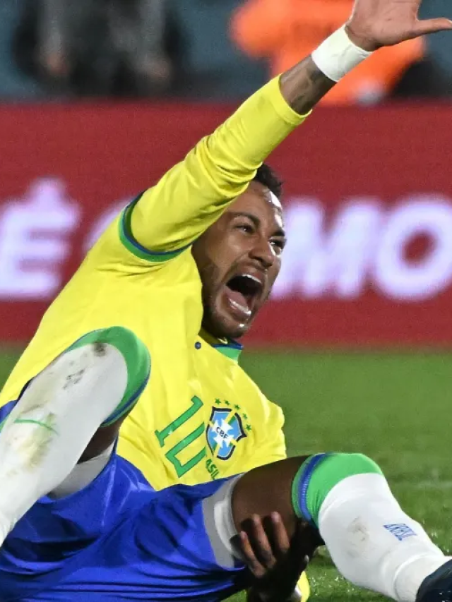 Neymar grita de dor em processo de recuperação de lesão