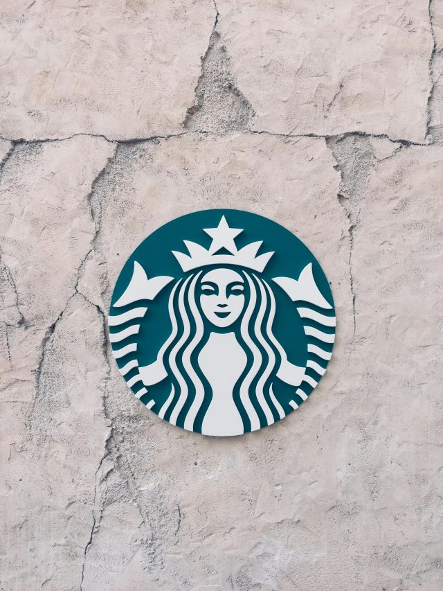 Starbucks: Esperamos continuar atendendo no Brasil, diz porta-voz