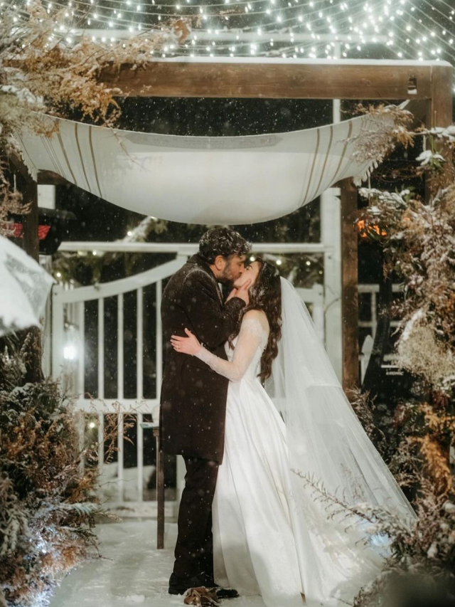 Josh Radnor, de “How I Met Your Mother” se casa durante nevasca nos EUA