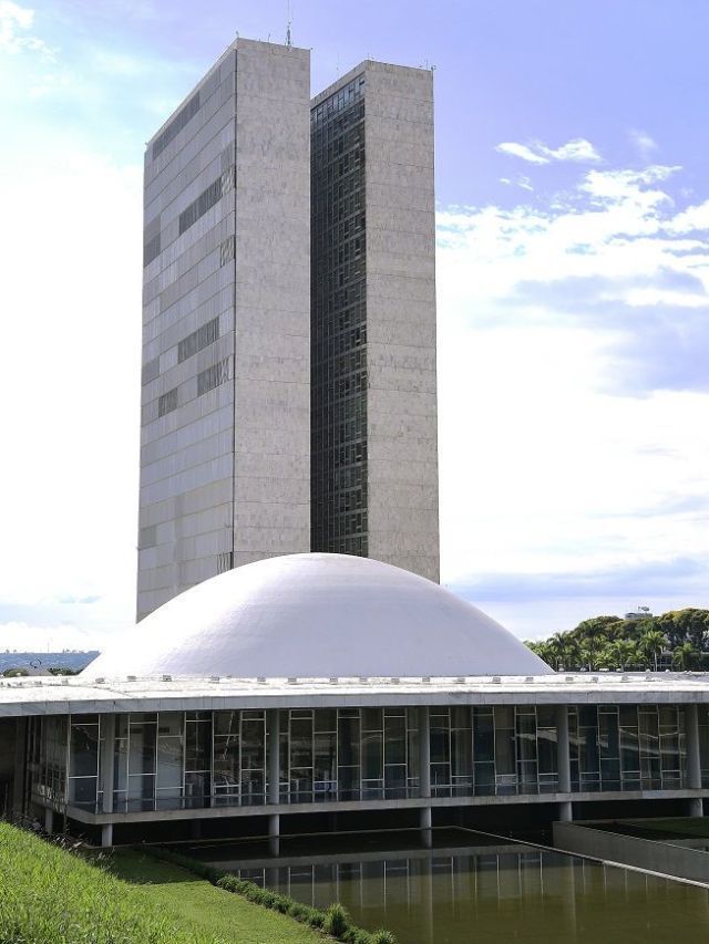 Quem são os candidatos ao Senado por Minas Gerais em 2026
