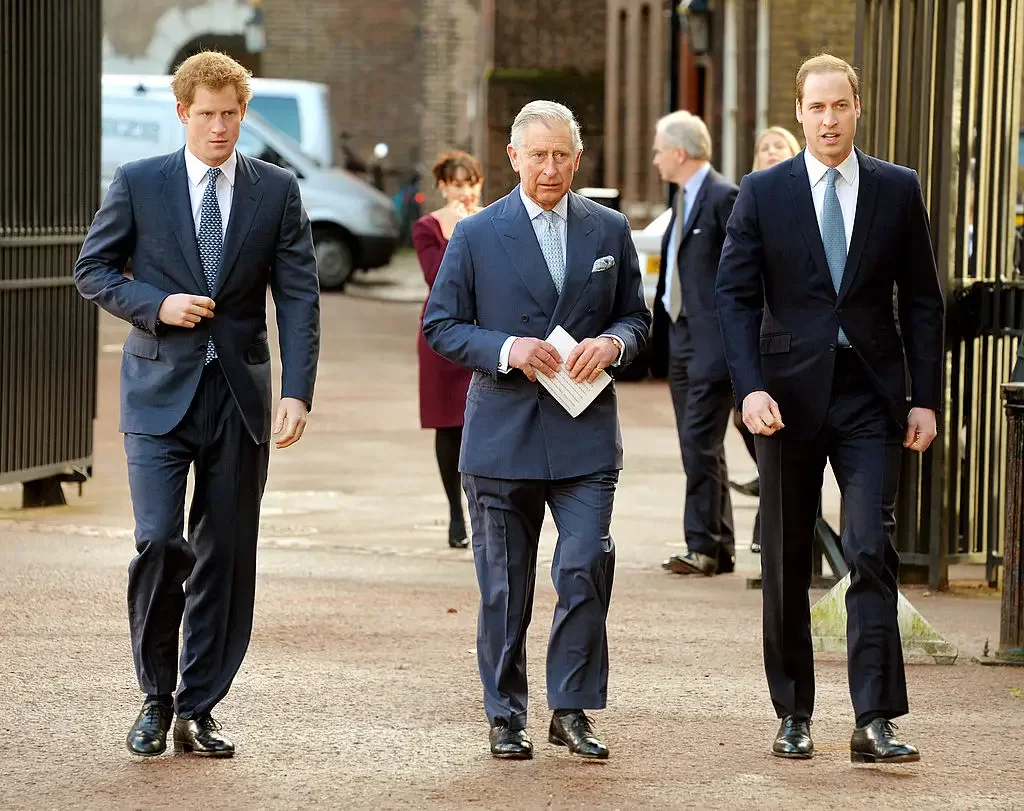 Rei Charles III aparecerá em cédulas do Reino Unido a partir de junho