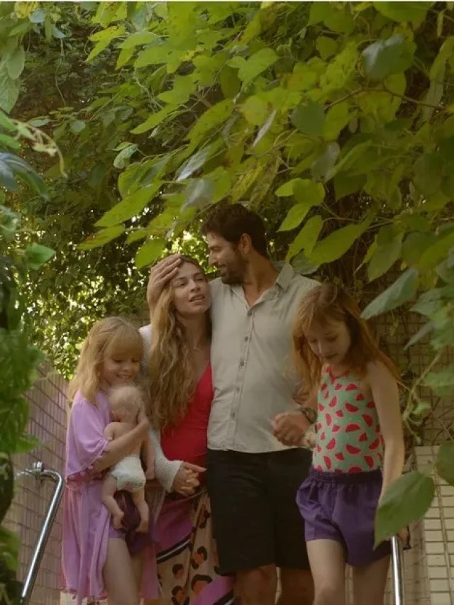 Inspirado em livro, filme “Uma Família Feliz” ganha trailer