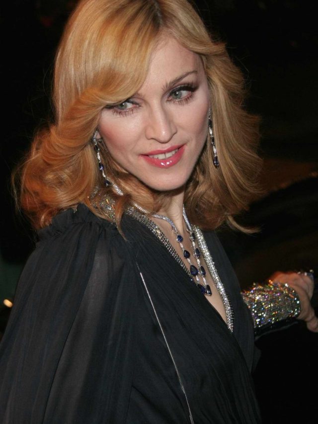 Madonna impulsiona tendências de moda há 40 anos; confira