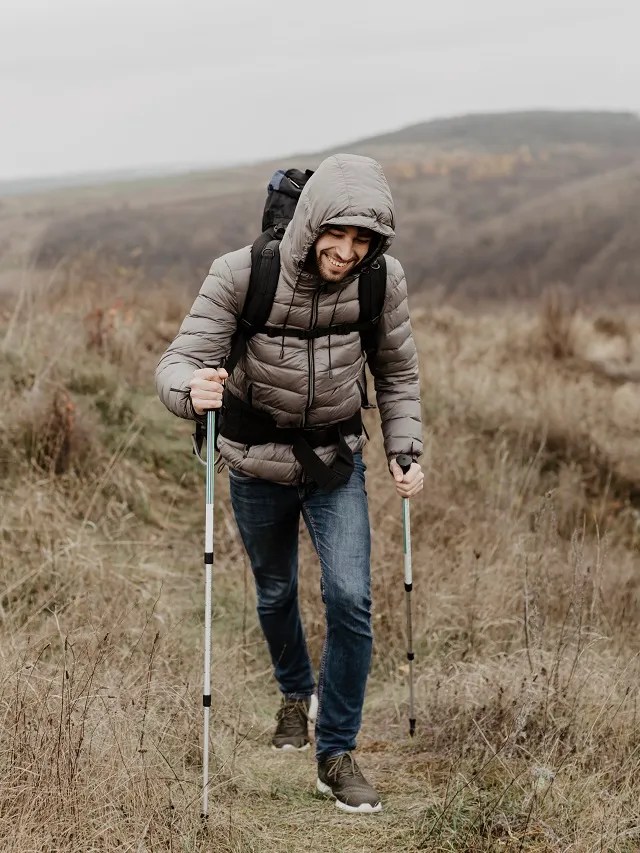 Caminhada nórdica: conheça os benefícios e veja como praticar