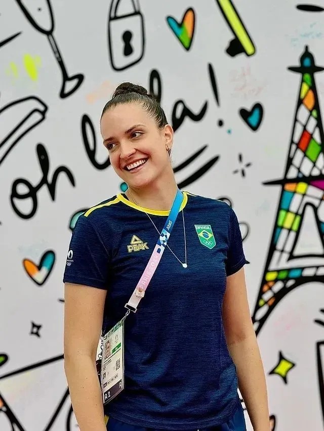 Conheça Gabi Moreschi, o paredão do handebol do Brasil