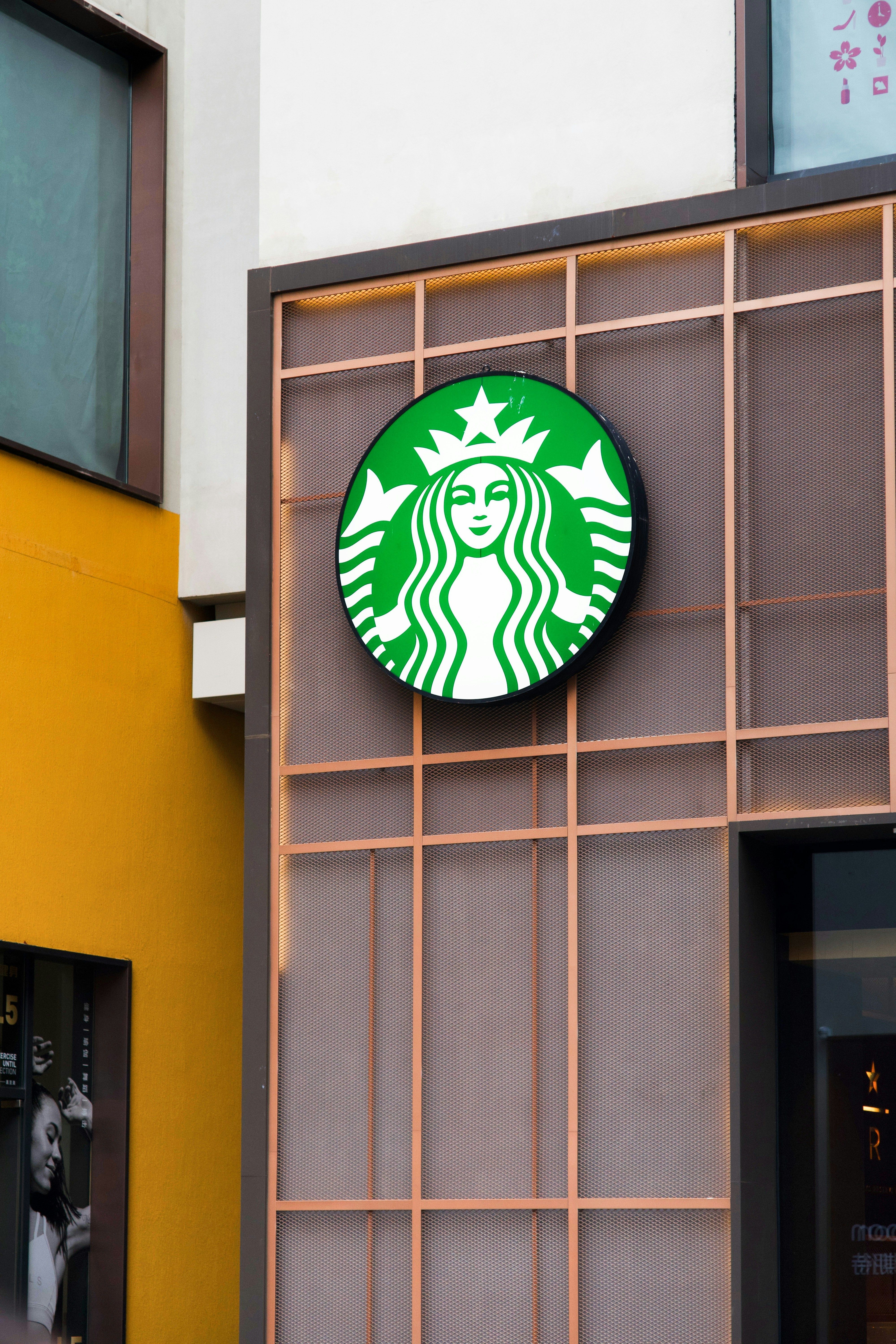 Starbucks deve voltar a ampliar rede em 2025, diz fundo