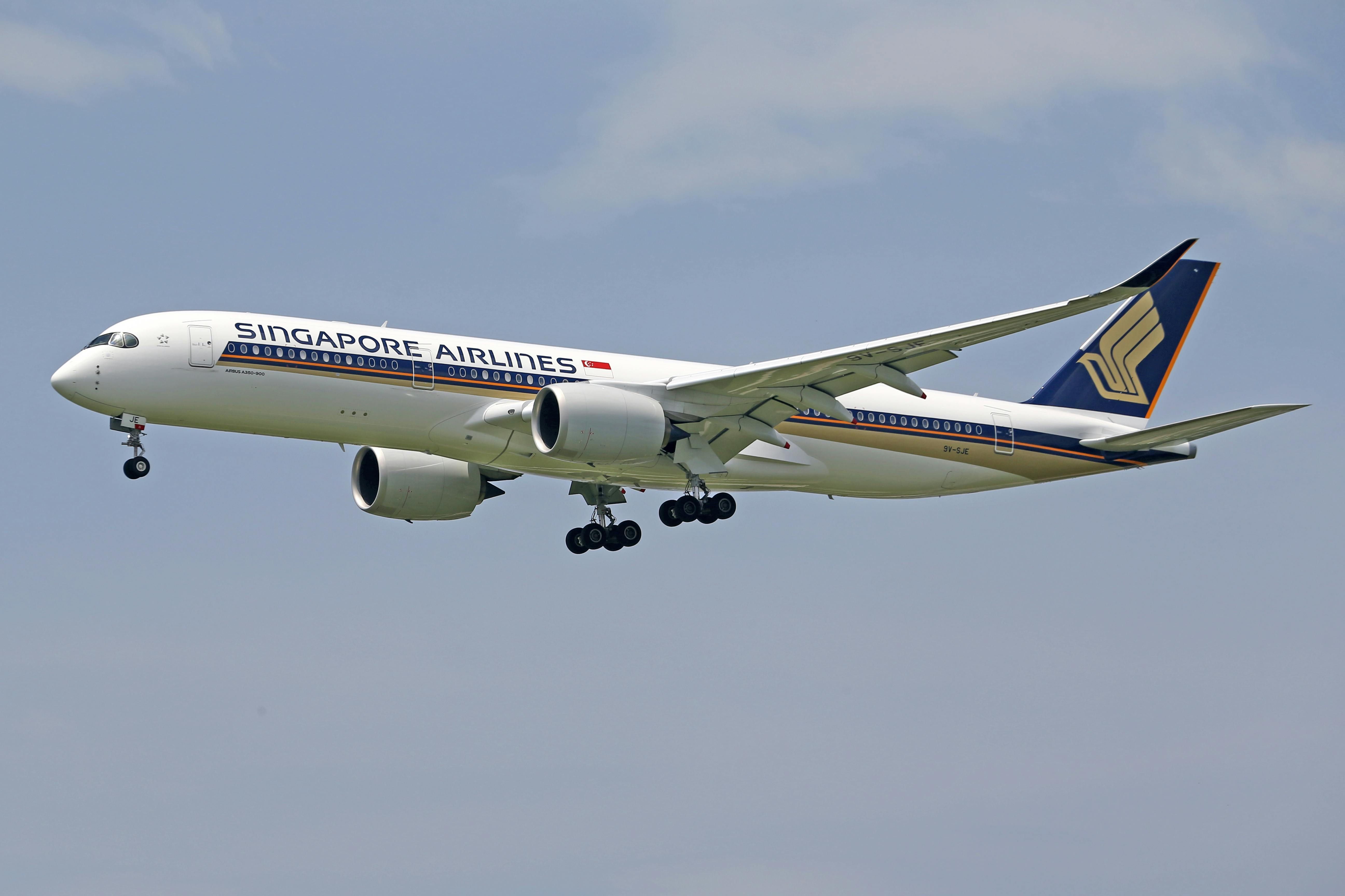 航空機・ヘリコプター Singapore Airlines Airbus A350-900 1:200 航空機・ヘリコプター Singapore Airlines Airbus A350-900 1:200