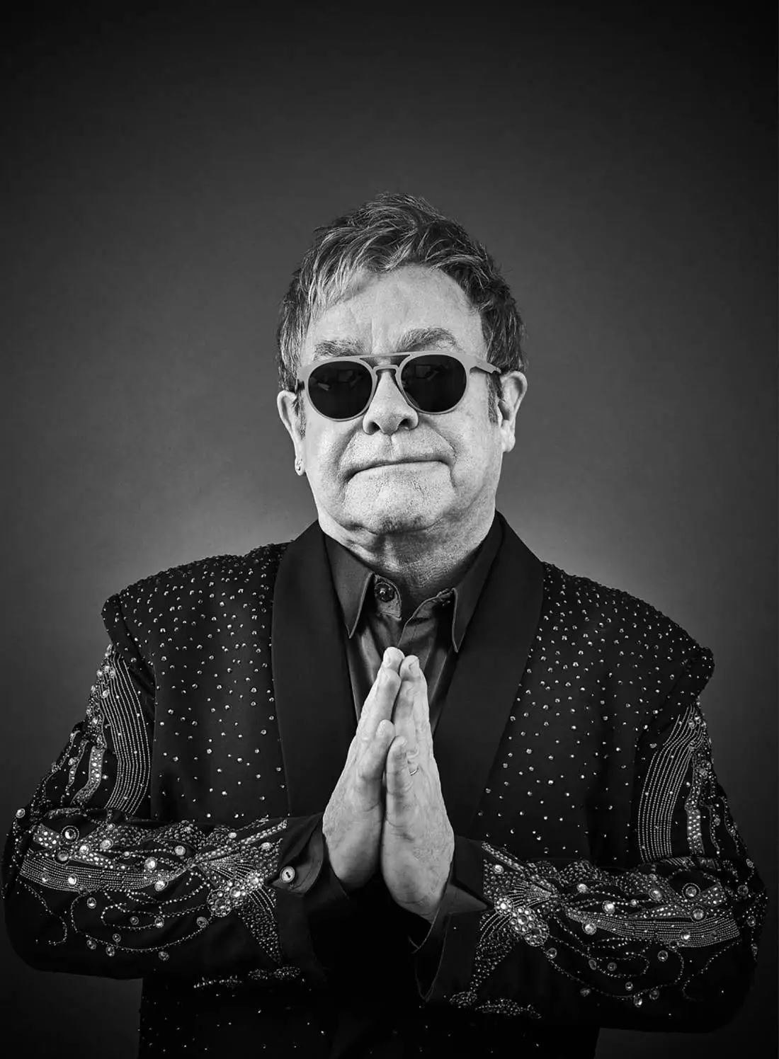 Elton John diz que legalizar a maconha é “dos maiores erros de todos”