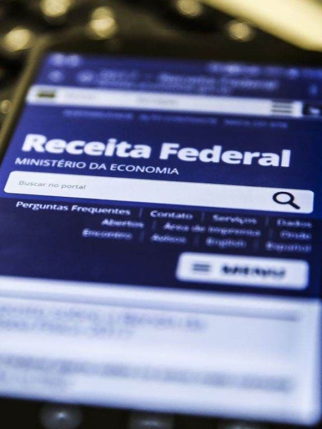 Saiba o que é e-Financeira, sistema de monitoramento da Receita