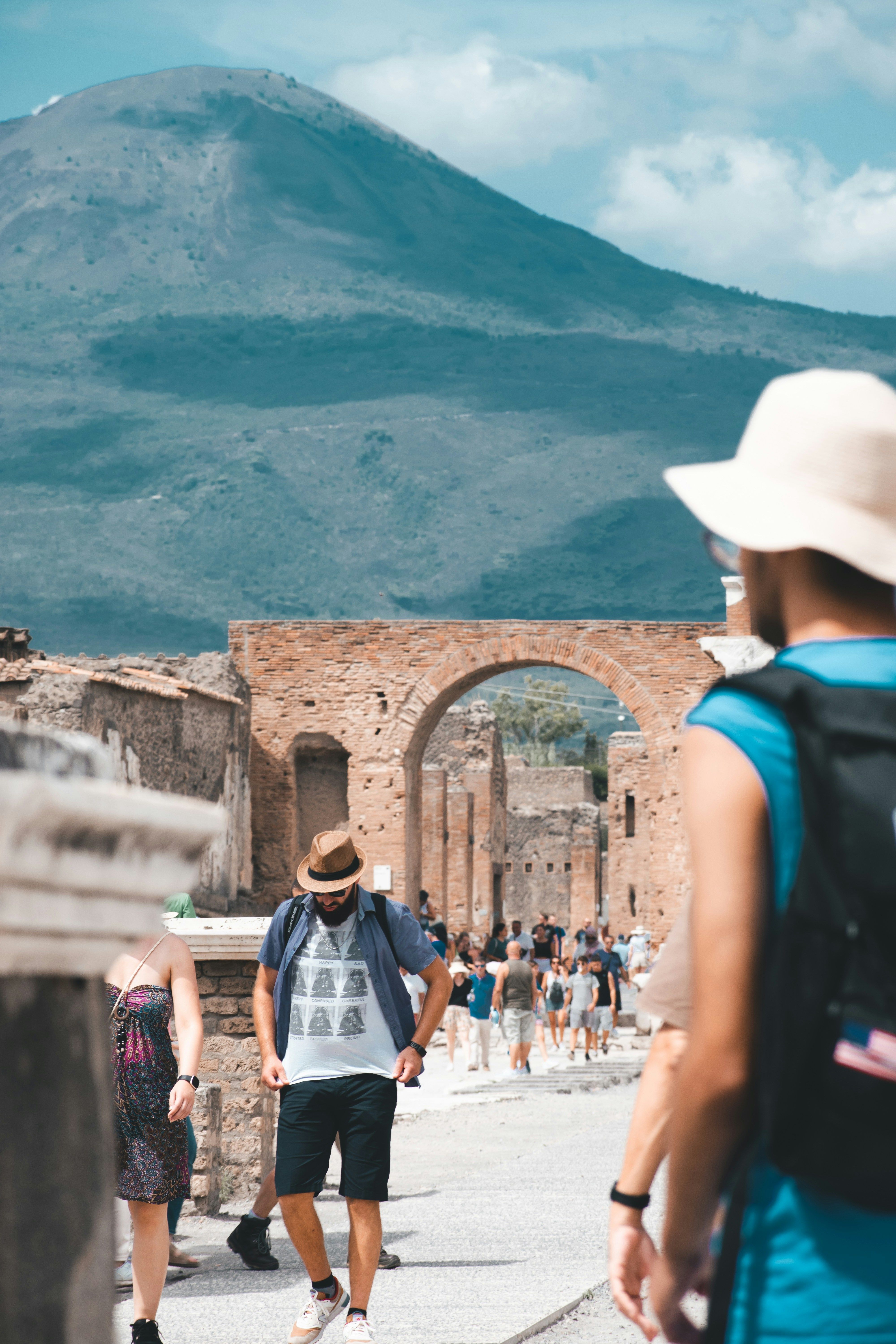 Pompeia limita número de visitantes para controlar turismo de massa