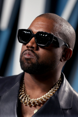 Após show vetado no Brasil, relembre polêmicas de Kanye West