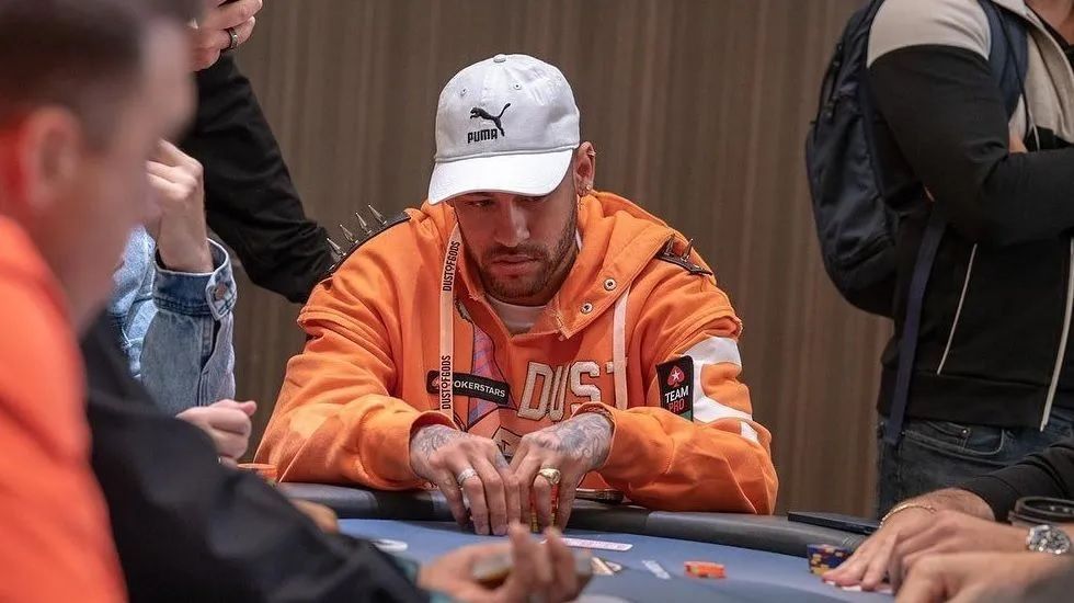 Presença de Neymar no Brasil promove poker no país; entenda