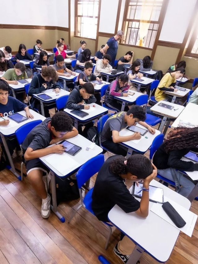 Melhora do ensino é prioridade para alunos em escolas públicas, diz estudo