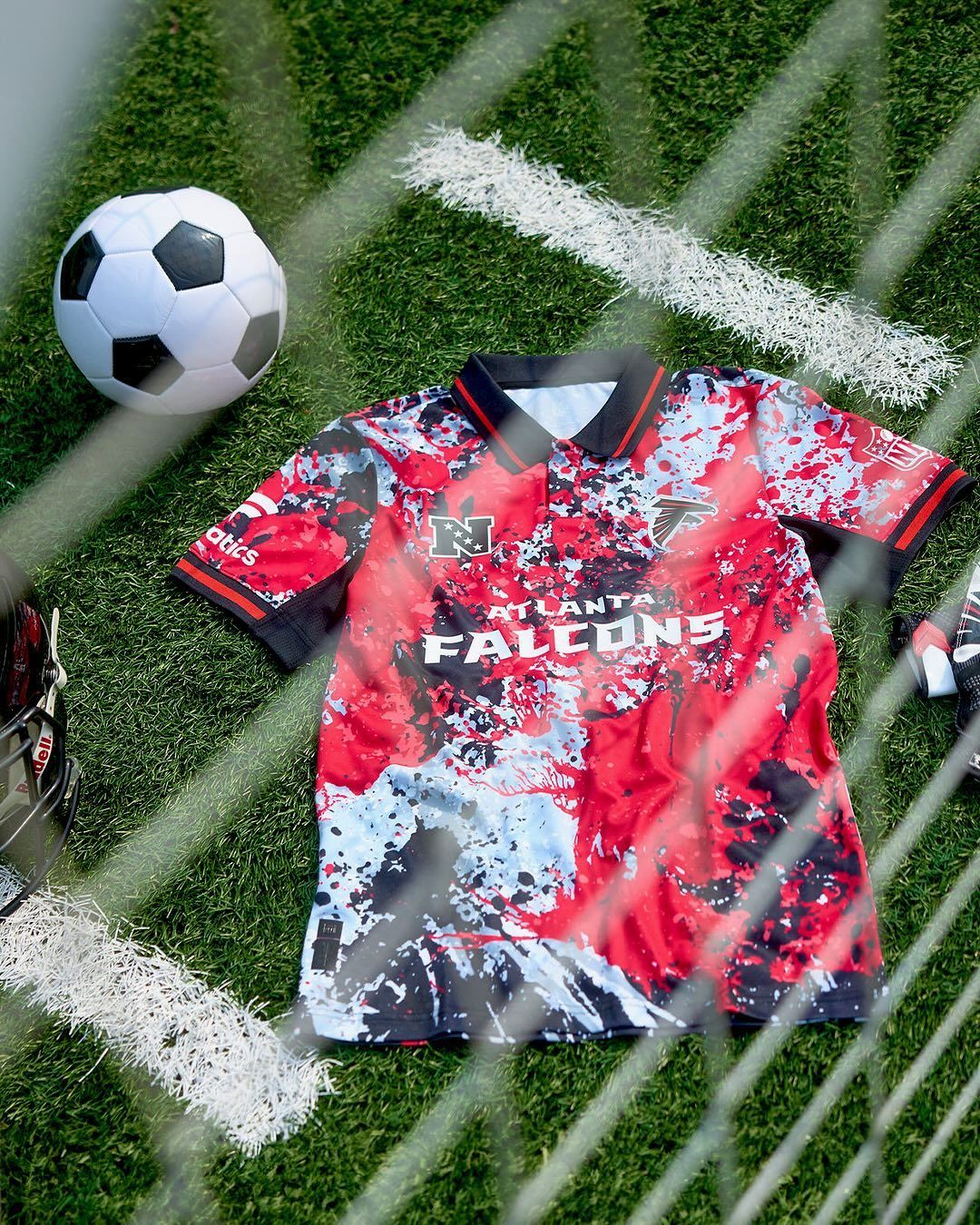 NFL lança camisas inspiradas no futebol para times da modalidade