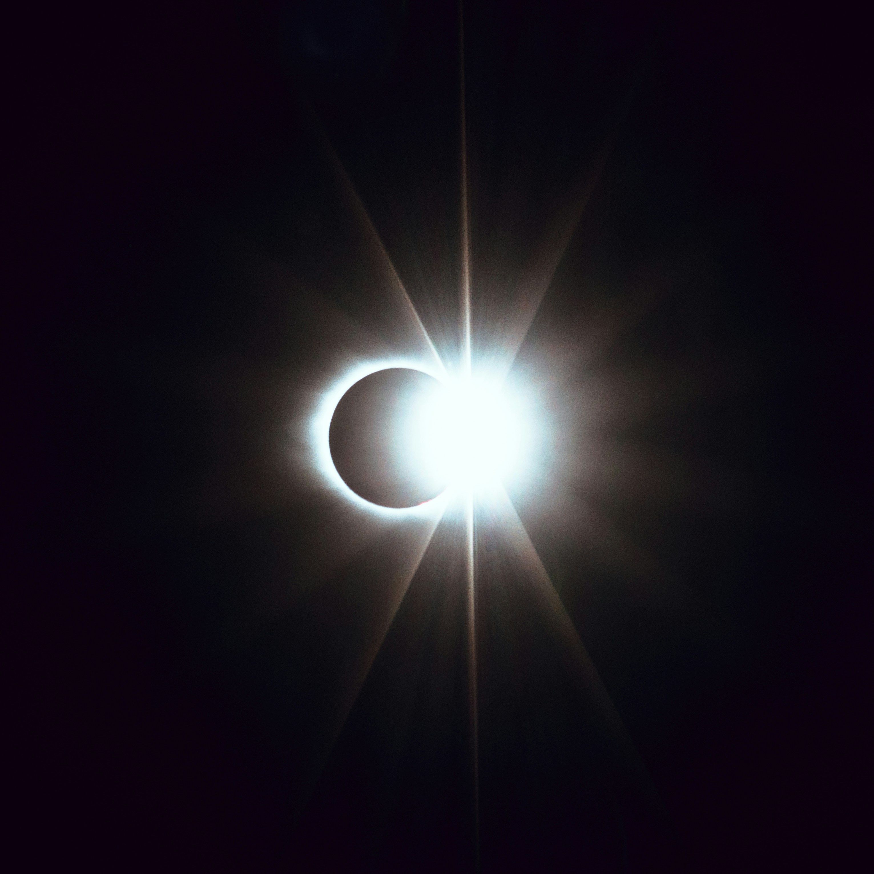 Segundo eclipse solar do ano ocorre ainda neste mês; saiba quando
