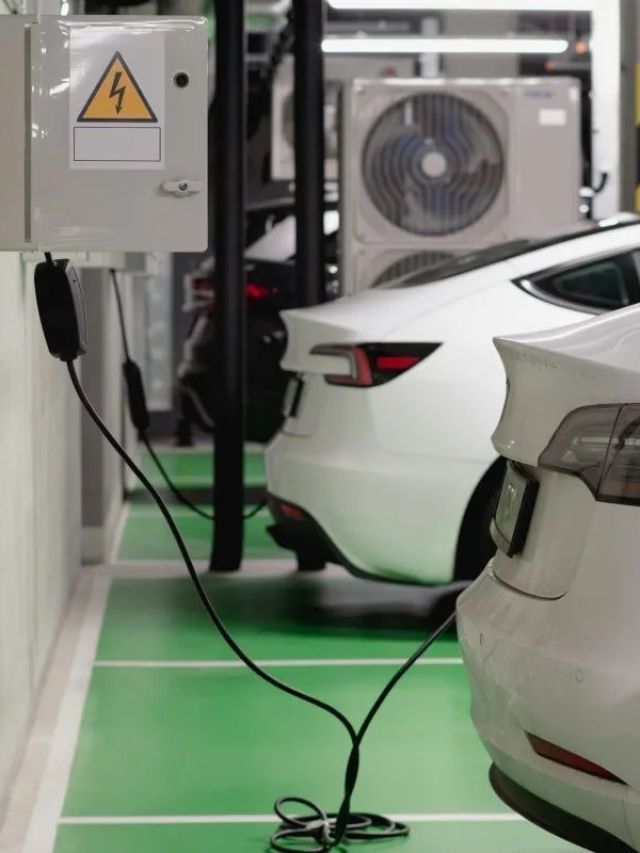 Brasil tem novas regras para manutenção de carros elétricos e híbridos