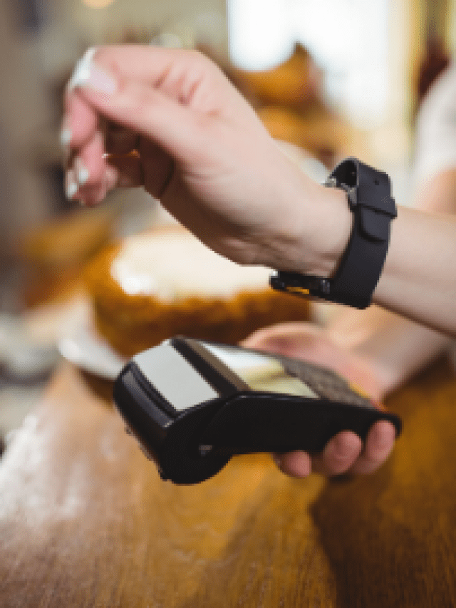 Pagamento por aproximação em relógios inteligentes é seguro? Entenda