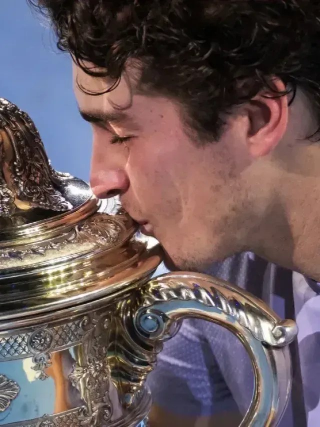 João Fonseca iguala feito de lendas do tênis após conquista na Basileia