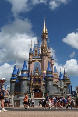 Quais os parques temáticos mais visitados do mundo? Veja ranking