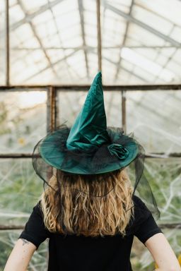 Halloween: descubra quais são os signos mais supersticiosos