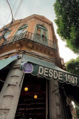 Rua do Senado, no Rio, é a mais descolada do mundo em lista