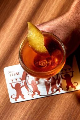 Hong Kong se firma como novo epicentro da coquetelaria mundial