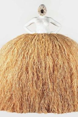 Exposição reúne obras de 130 artistas negros e debate representatividade