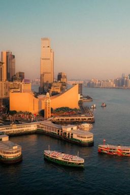 Melhor hotel do mundo fica em arranha-céu de 270 metros em Hong Kong