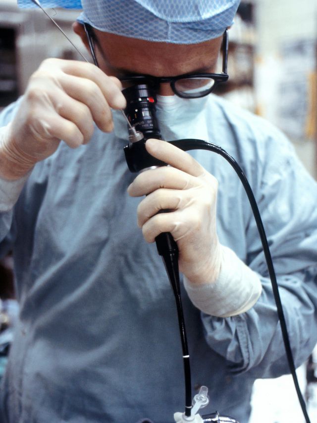 Cirurgia robótica: entenda técnica que muda o tratamento de câncer