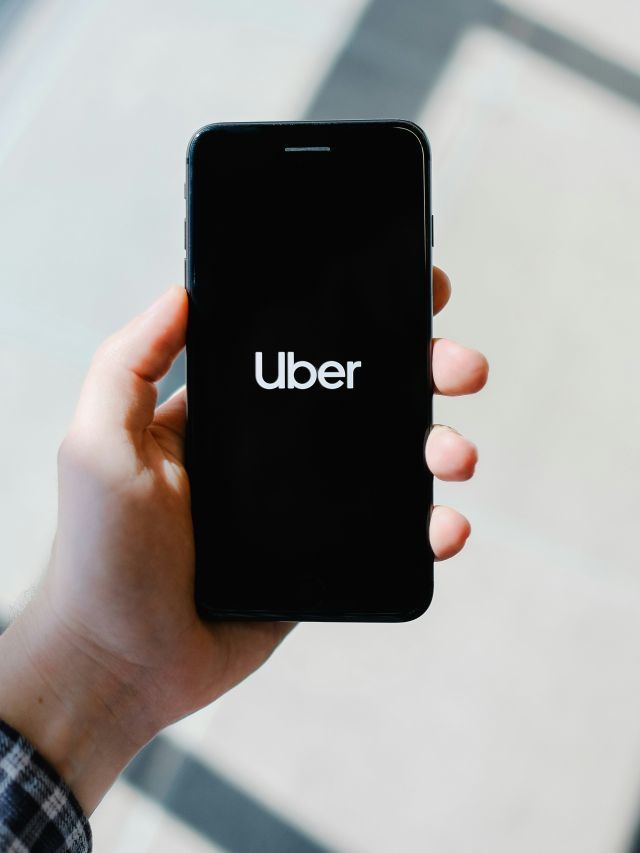 iFood e Uber iniciam parceria que integra apps; veja como funciona