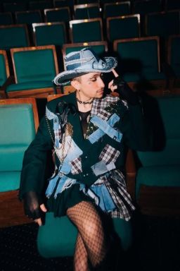 O que é queernejo? Conheça o movimento LGBT+ do sertanejo