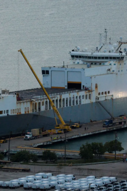 Conheça o “navio fantasma” dos EUA que opera perto da Venezuela