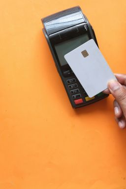 Qual o melhor momento para comprar na Black Friday? Pesquisa revela