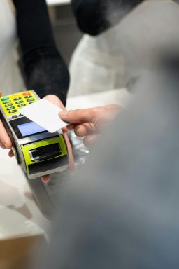 O que muda com as novas regras para vale-refeição e vale-alimentação?