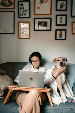 Com muito sono durante uma reunião importante? Veja como resolver