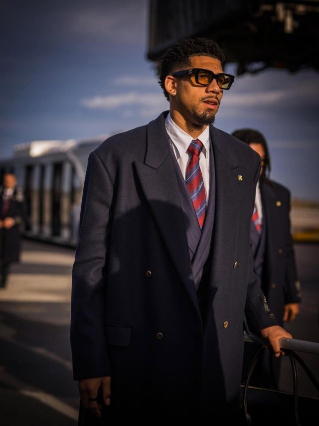 Zagueiro do Barcelona pede afastamento para cuidar da saúde mental