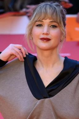 Jennifer Lawrence: de estrela de cinema a ícone fashion inesperado