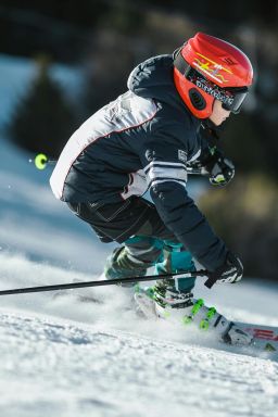 Onde esquiar com crianças? Confira destinos na Europa, EUA e Japão