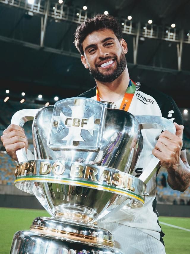 Yuri Alberto entra em lista de jogadores com mais de 100 gols antes dos 25