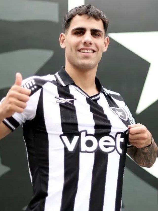 Botafogo anuncia a contratação do uruguaio Lucas Villalba