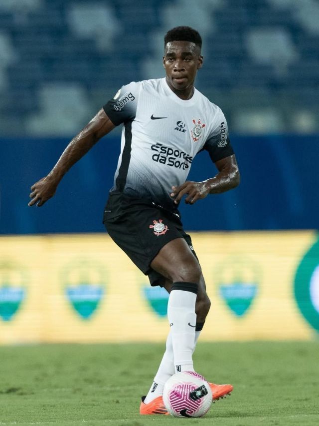 Corinthians acerta empréstimo de Félix Torres ao Internacional