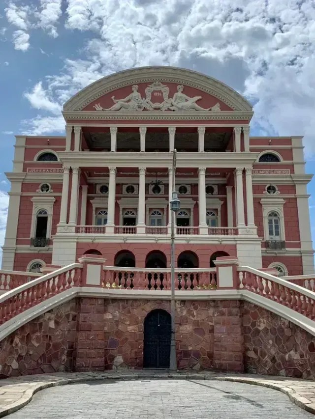 Natureza e gastronomia: saiba por que Manaus é tendência em 2026