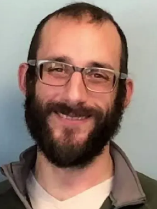 Saiba quem era Alex Pretti, homem morto por agentes de imigração nos EUA