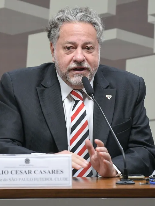 Polícia investiga valor milionário recebido por Julio Casares