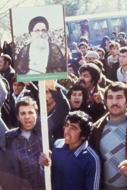 Saiba como foi a Revolução de 1979 que instituiu regime dos aiatolás no Irã